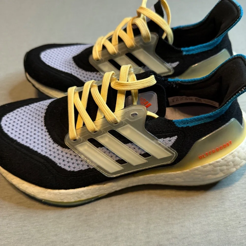 Adidas Ultraboost‎ 21 Core Black Halo Blue Yellow S23836 Womens Size 6 Sneaker